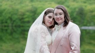 beanie feldstein gucci|beanie feldstein wedding.